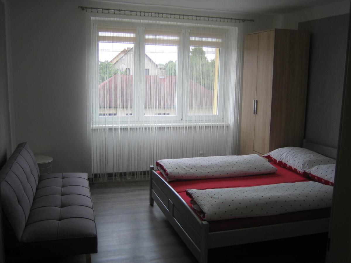 Apartmany Polepy ภายนอก รูปภาพ