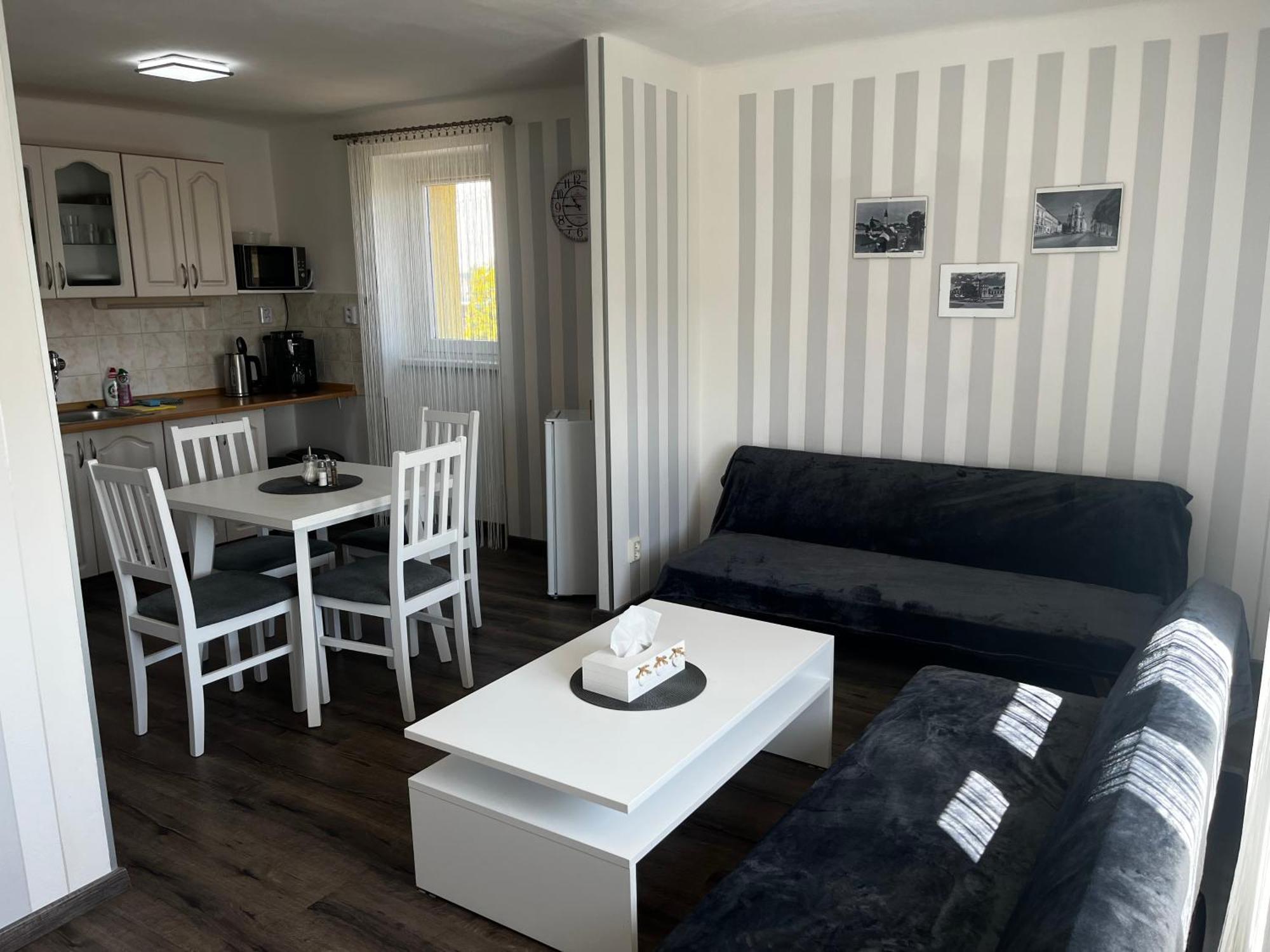 Apartmany Polepy ภายนอก รูปภาพ