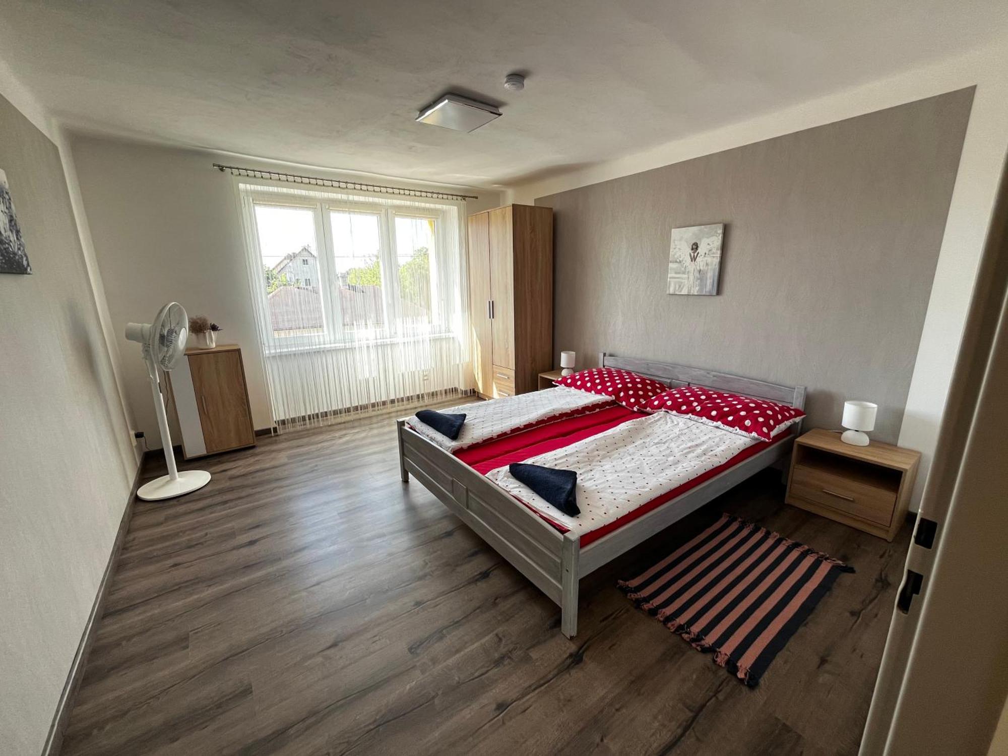 Apartmany Polepy ภายนอก รูปภาพ